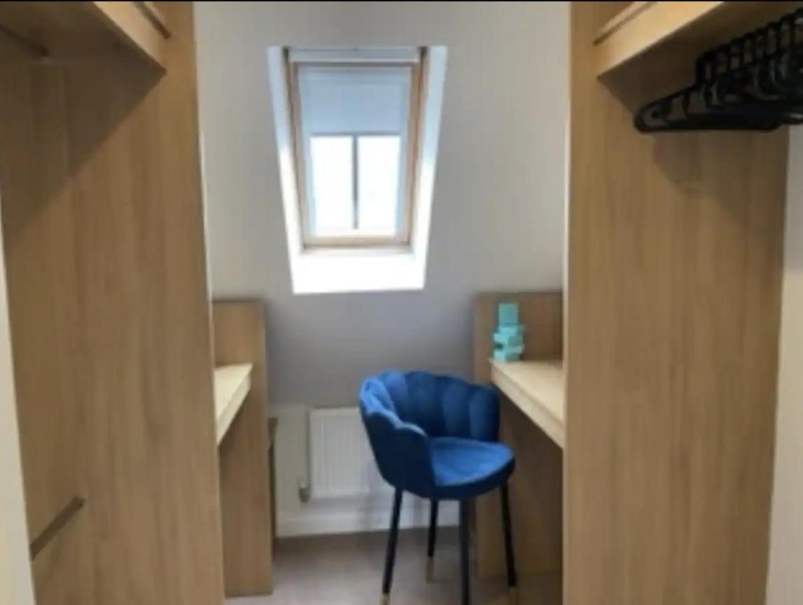 Modern Town House In Cotswolds - 3 Double Bedrooms Witney Kültér fotó