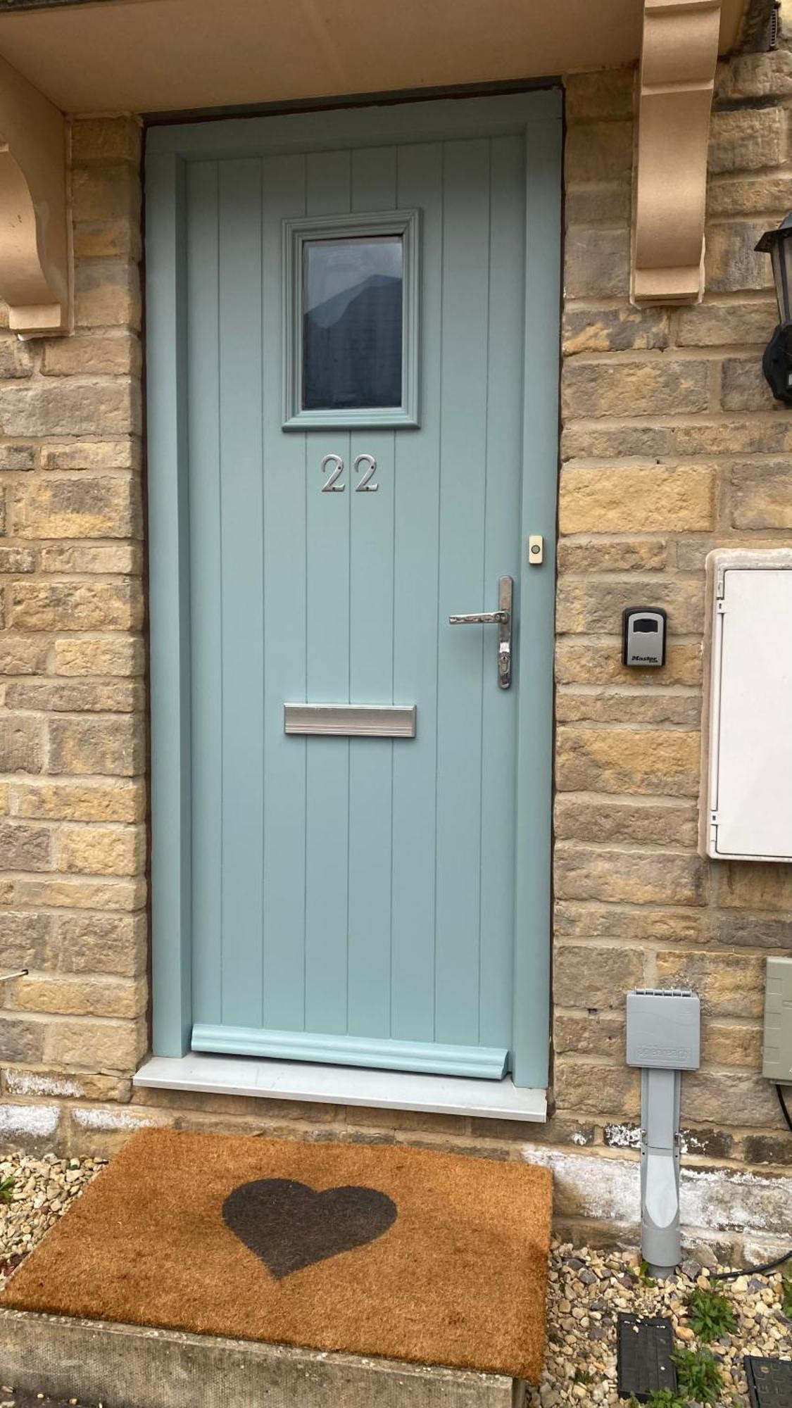 Modern Town House In Cotswolds - 3 Double Bedrooms Witney Kültér fotó